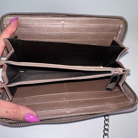 💯 GUCCI Violet Monogram Leather Zippered Wallet on Chain w/ auth cert - Picture 4 of 14